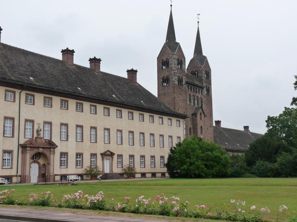 Gaestehaus Am Raeuschenberg Hoexter Bagian luar foto